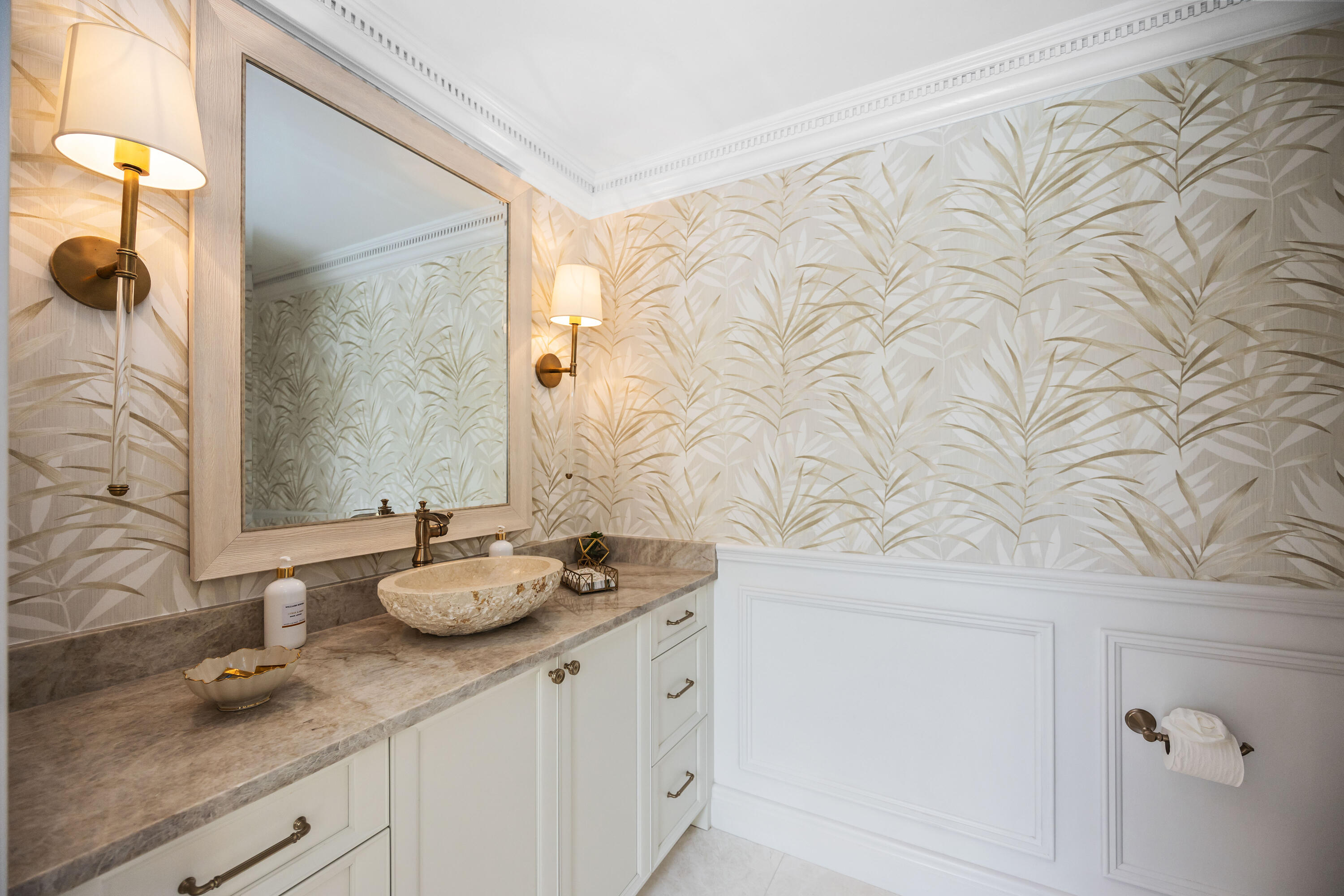 SIESTA PROPERTIES INC UNIT 1 - Residential