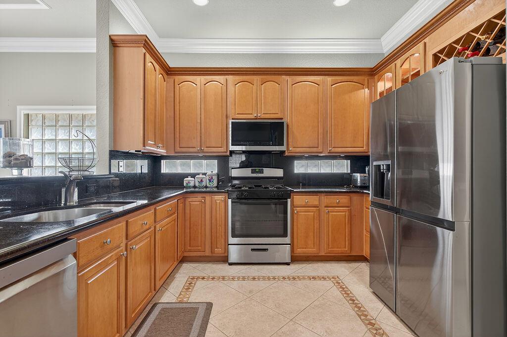 ANTHONY GROVES PH 2 - Residential Lease