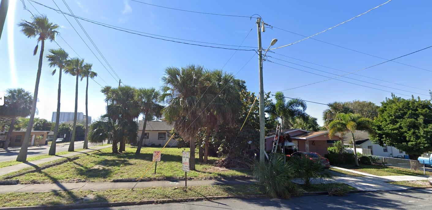 800 7th Street