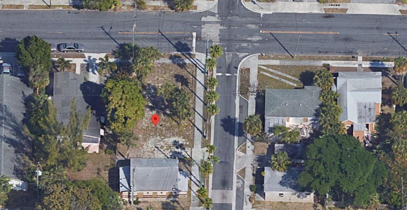 800 7th Street
