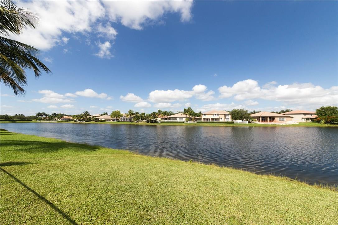 Parkwood - Residential