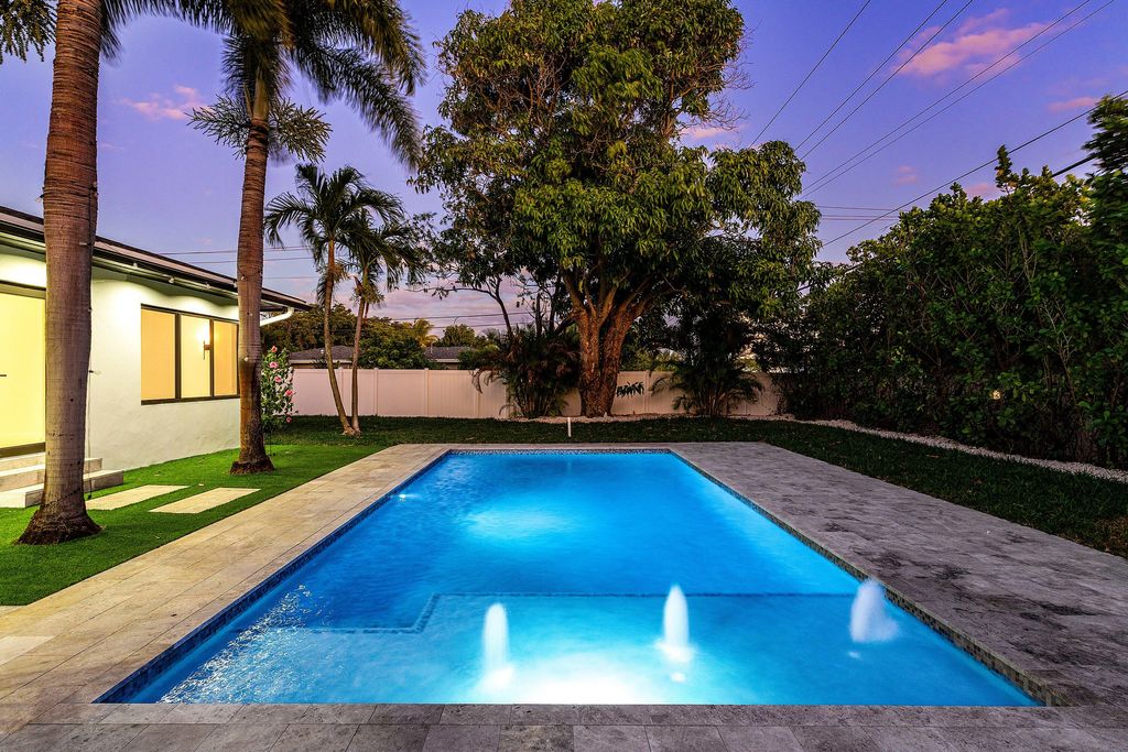 Photo of 1004 Avon Road, West Palm Beach, FL 33401 (MLS # R11155575)
