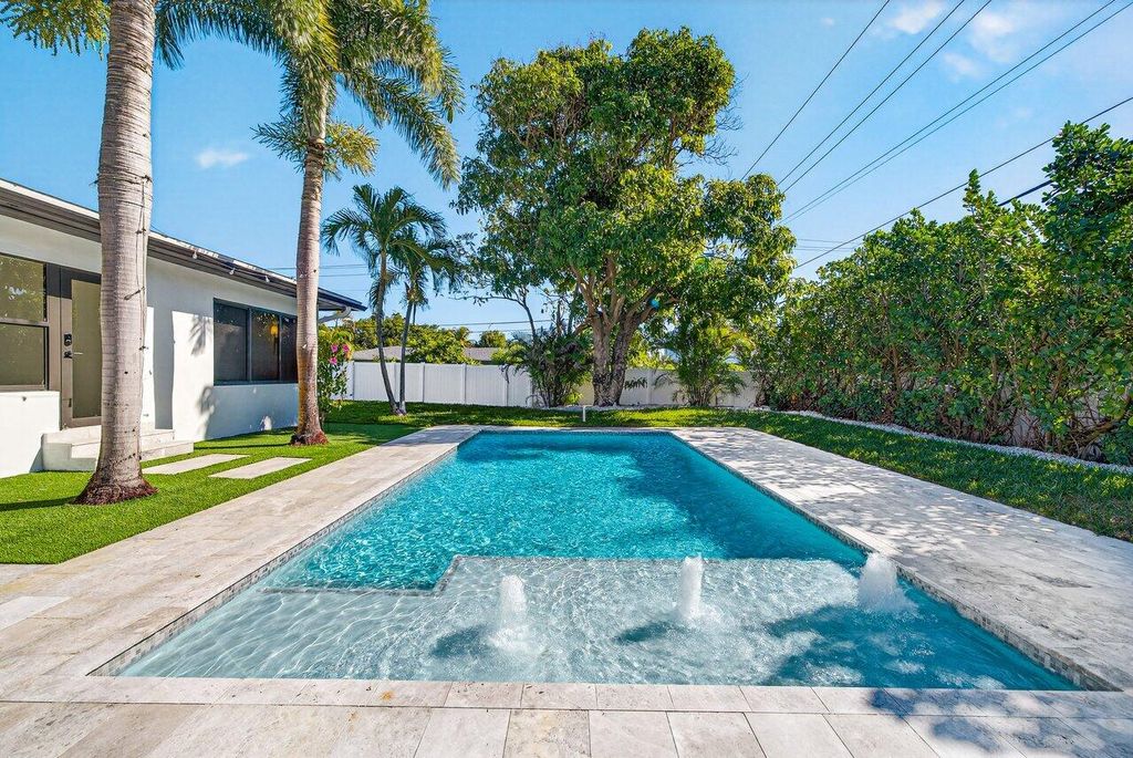 Photo of 1004 Avon Road, West Palm Beach, FL 33401 (MLS # R11155575)
