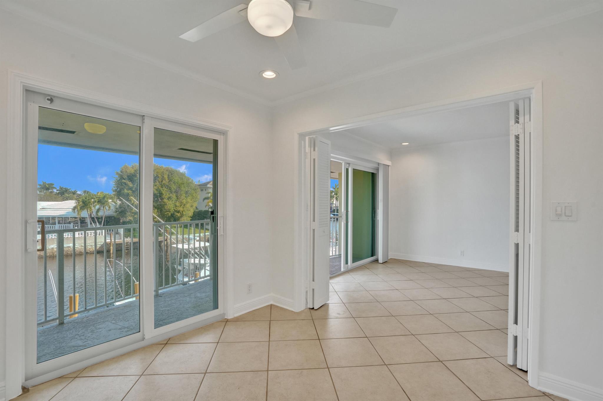 HAMPTON HOUSE CONDO - Residential