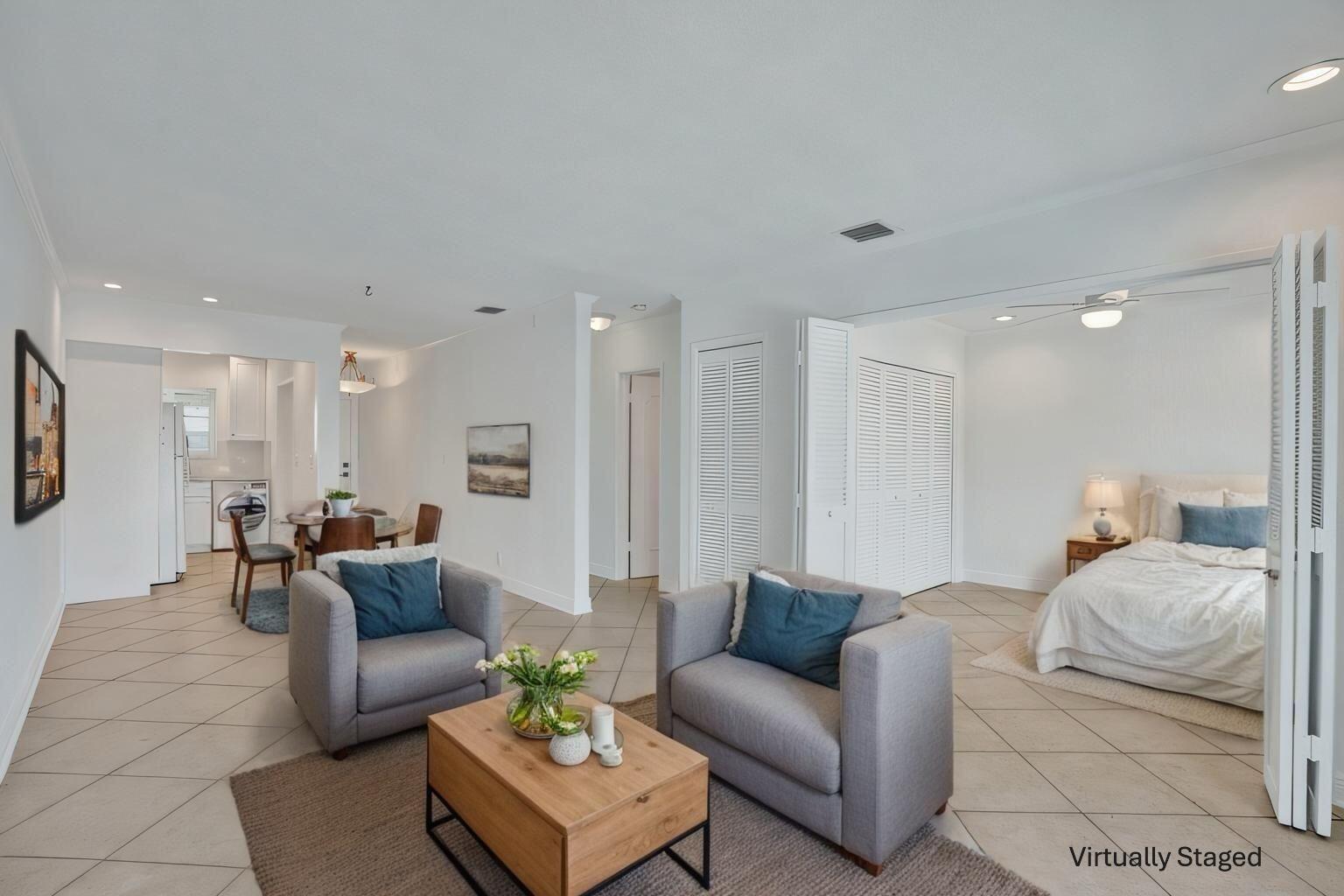 HAMPTON HOUSE CONDO - Residential