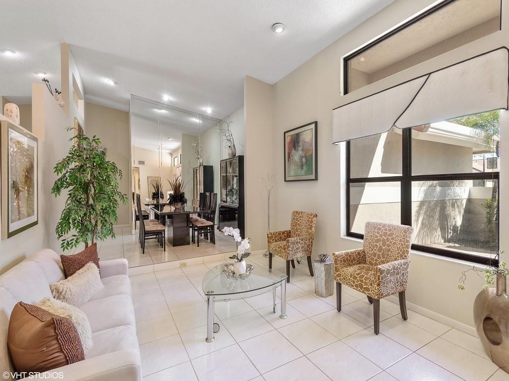 West Glen 128-3 B - Residential