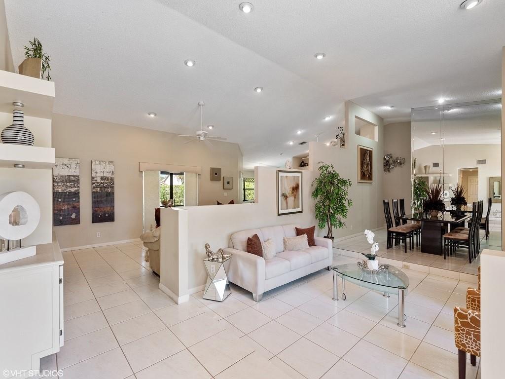 West Glen 128-3 B - Residential