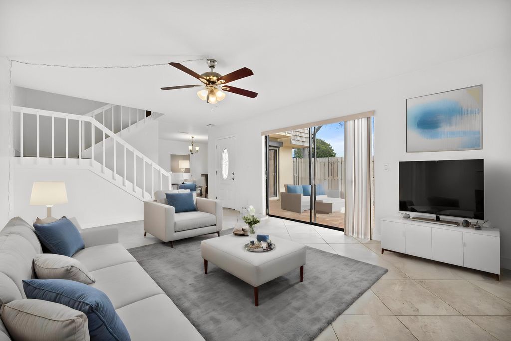 Photo of 330 Lake Arbor Drive, Palm Springs, FL 33461 (MLS # R10958830)
