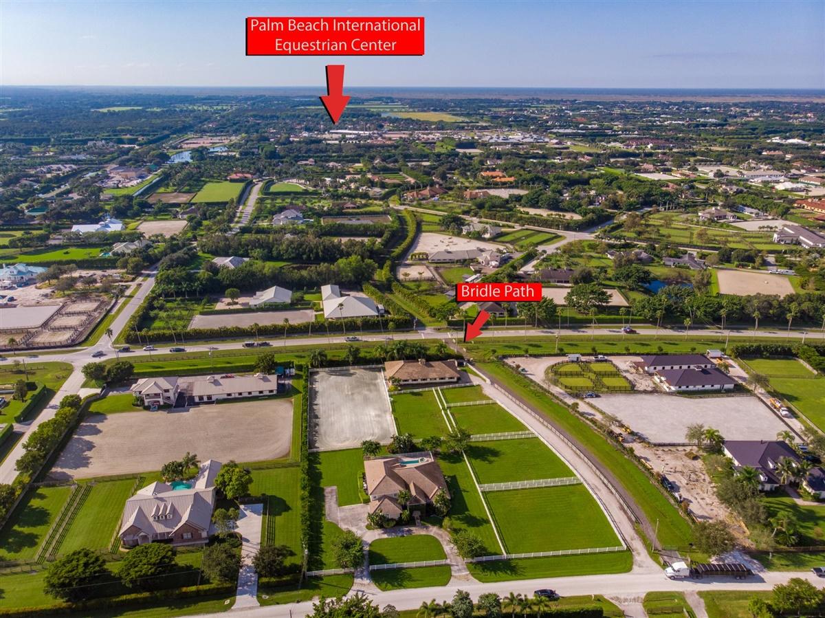 10 stalls available hacking distance to showgrounds. Large ring big enough for jumpers. Featuring all-weather GGT footing and excellent drainage, 4 paddocks, tack and feed room. Located directly on bridle path. Staff apartment also available for $15,000 for season.