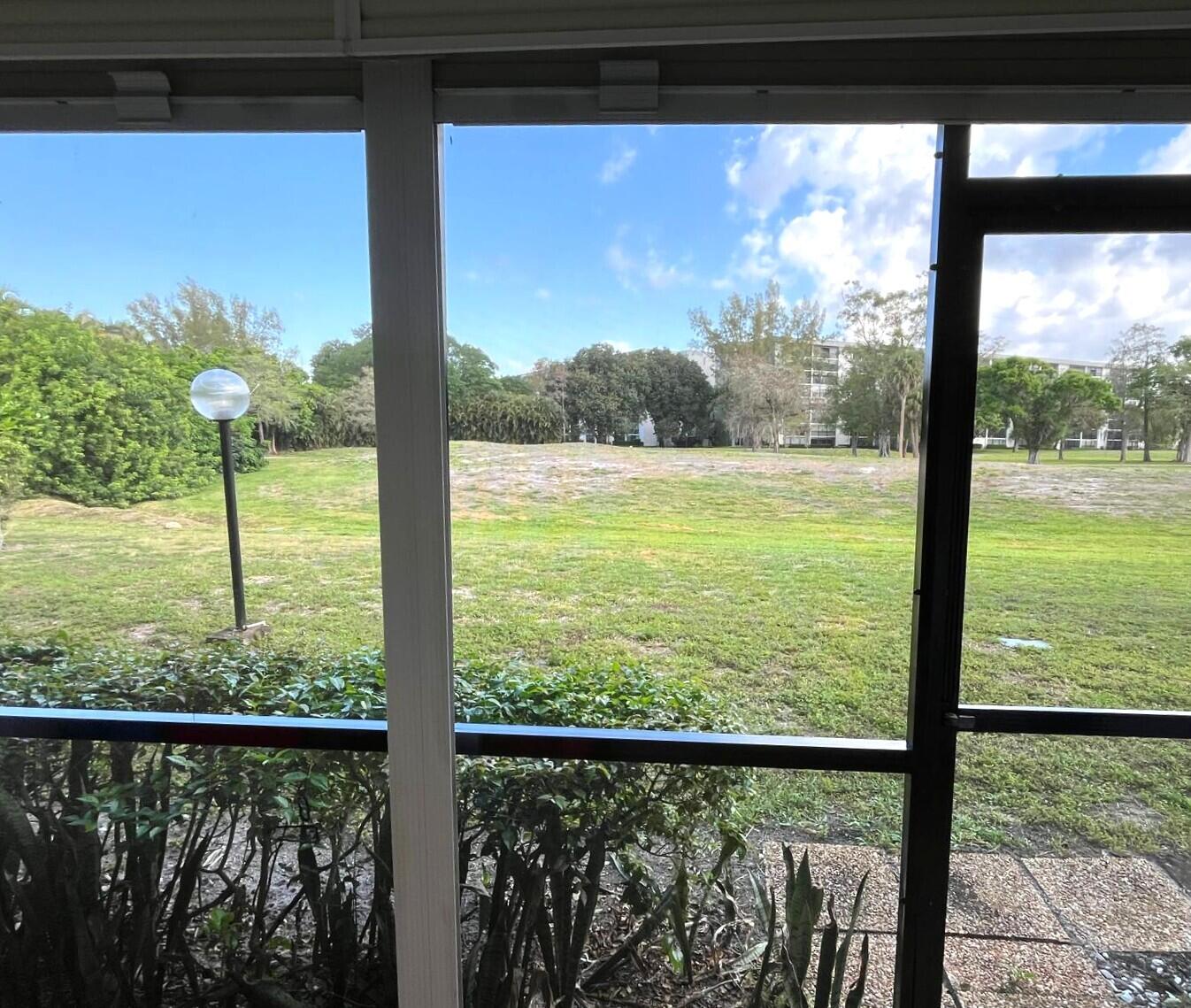 MANORS TOWNHOUSE - Residential