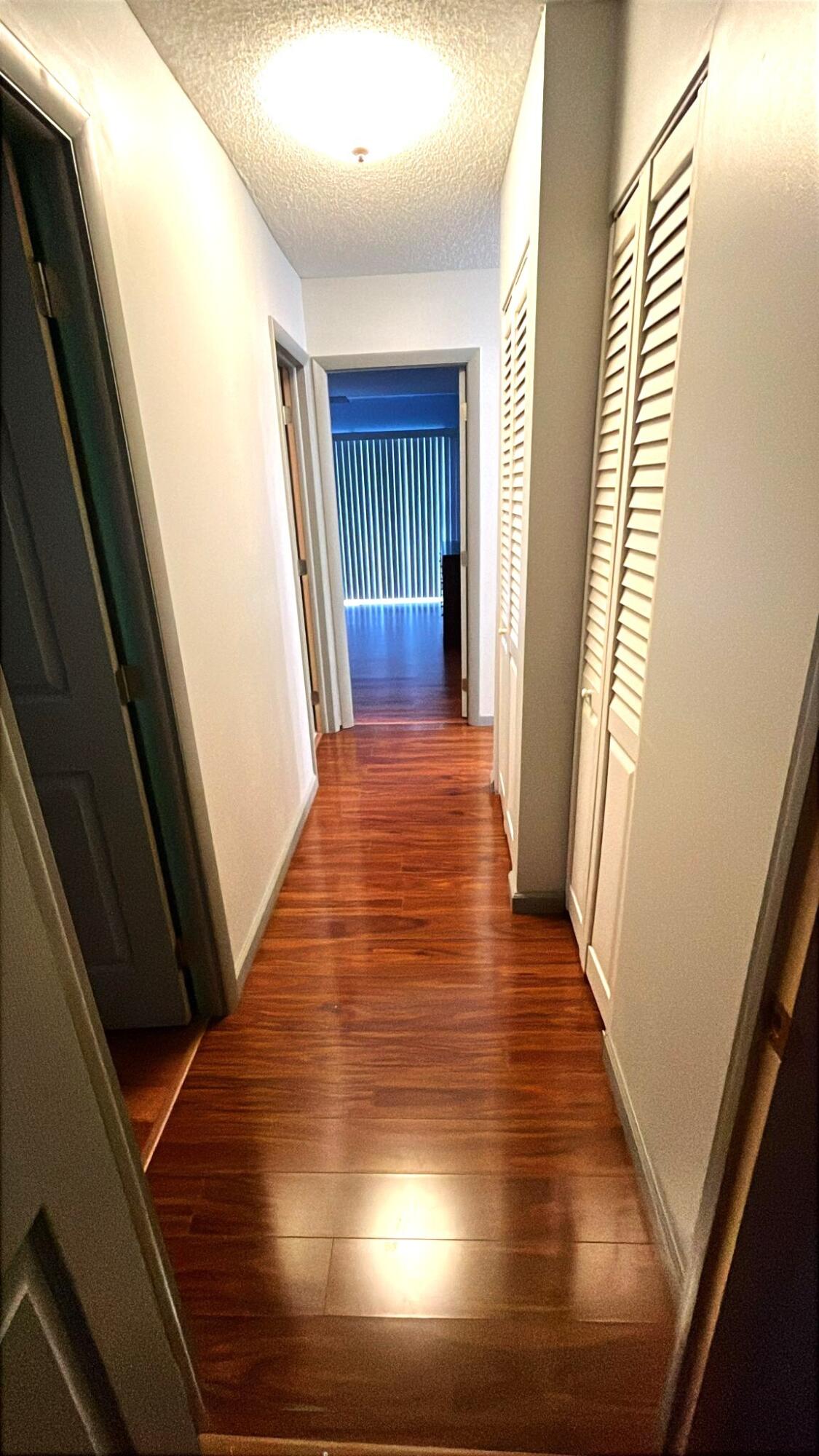 MANORS TOWNHOUSE - Residential