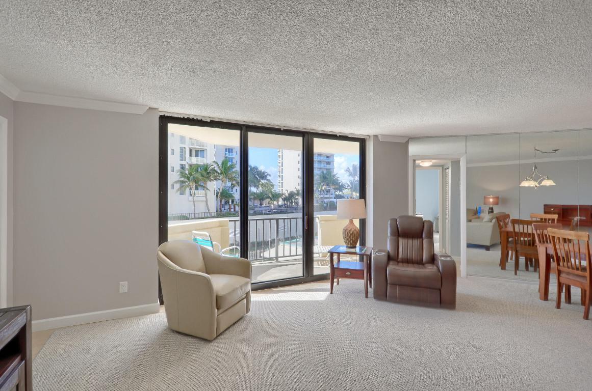 PHOENIX TOWERS CONDO - Residential Lease