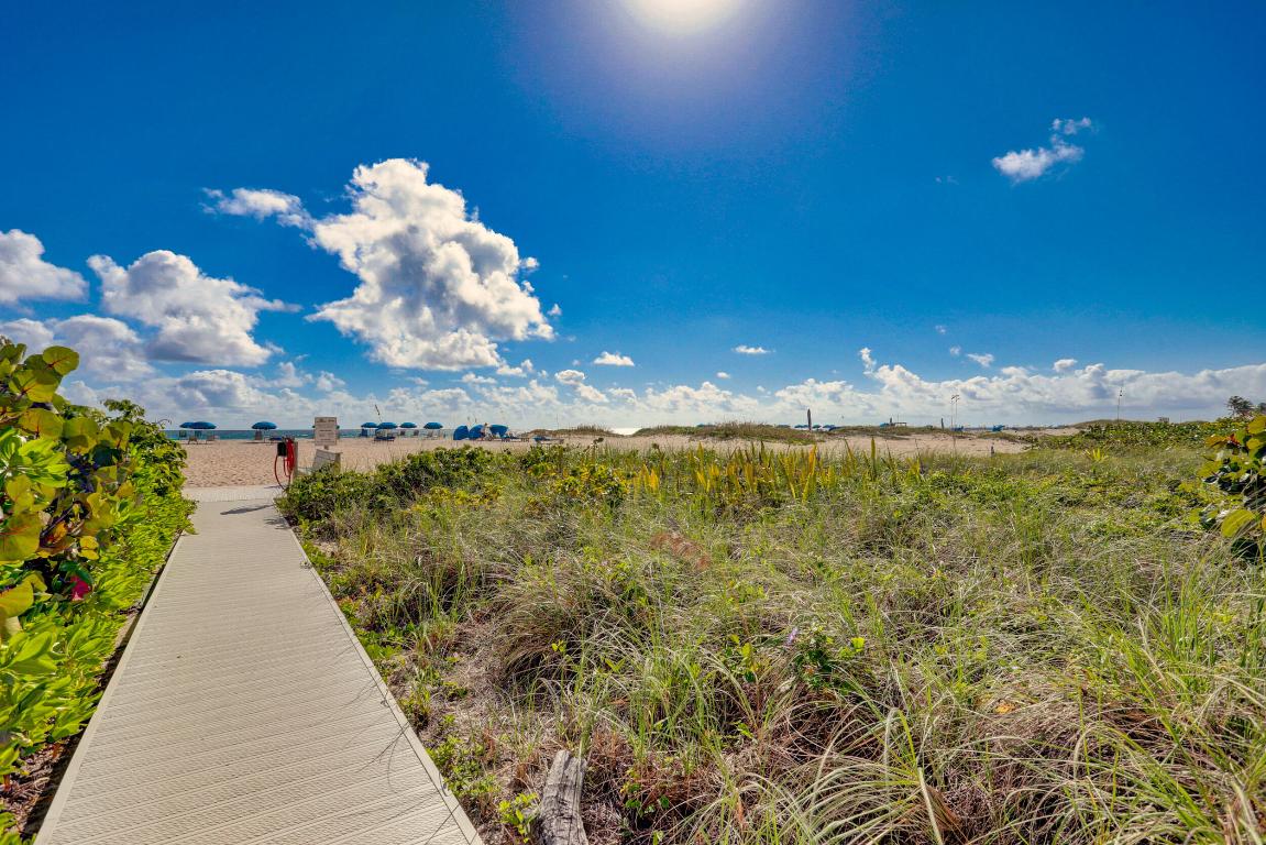 PHOENIX TOWERS CONDO - Residential Lease