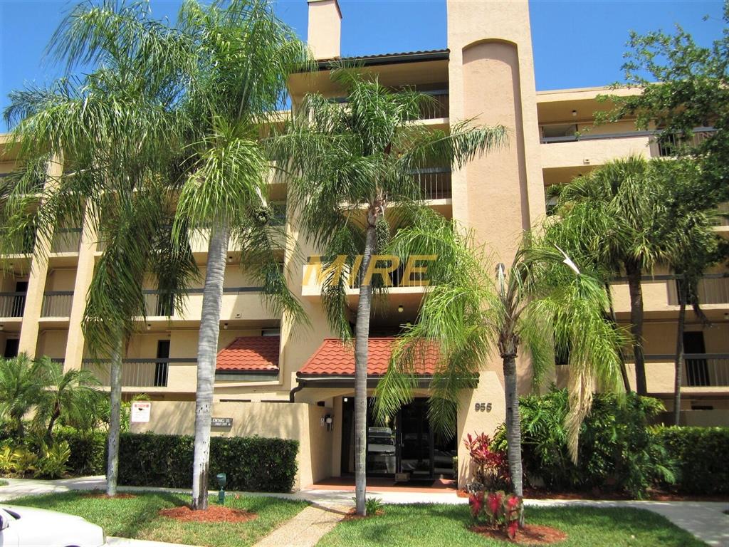 LAVERS DELRAY RACQUET CLUB CONDO - Residential Lease