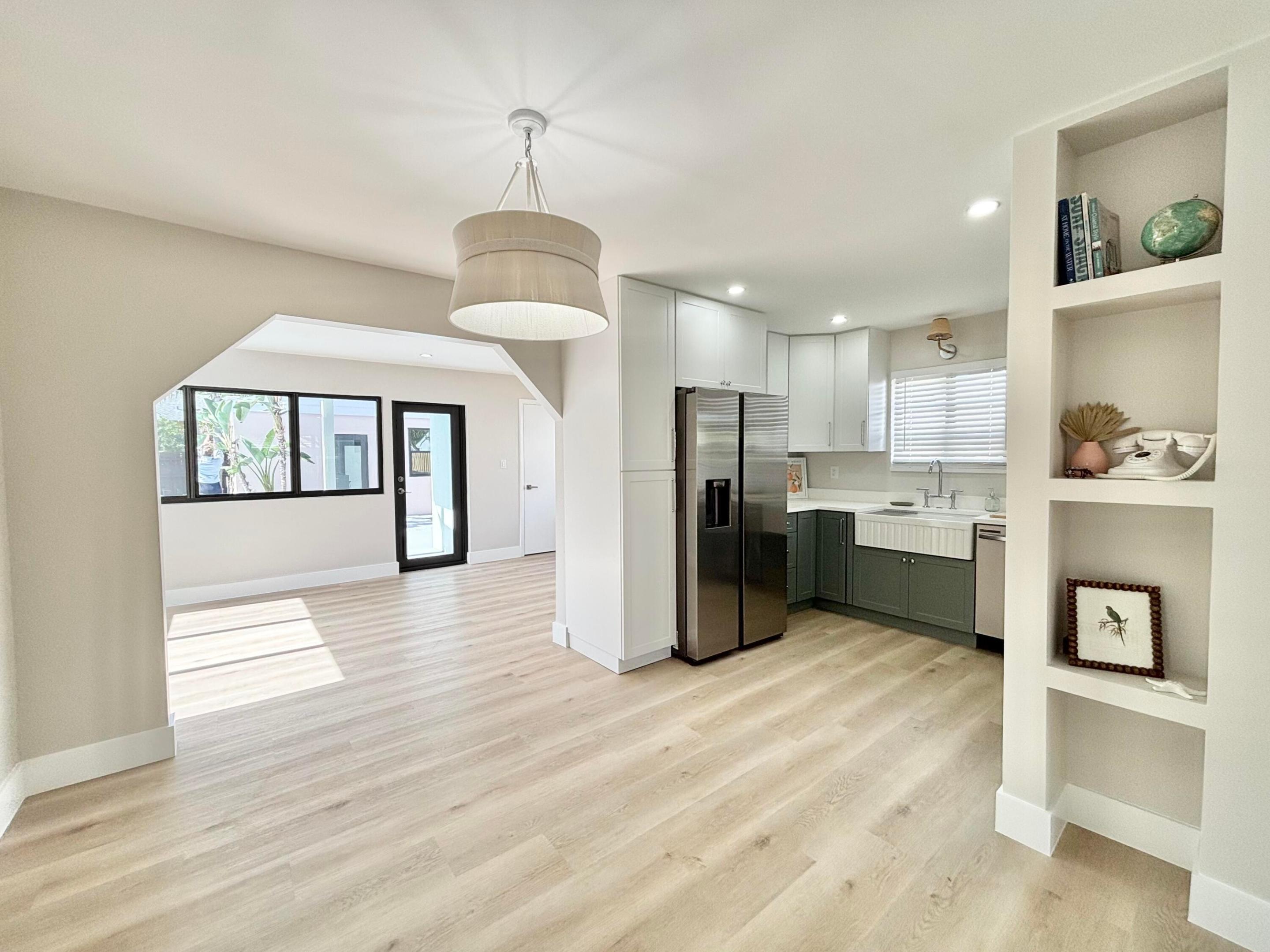 Parrot Cove - Residential