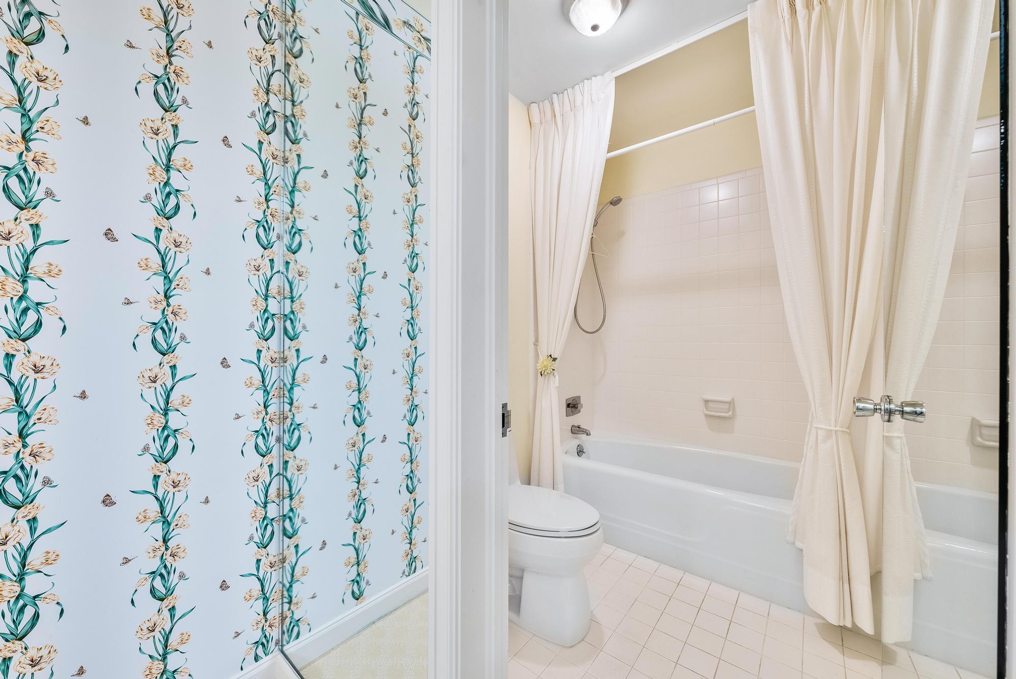 Lost Tree Village - Residential