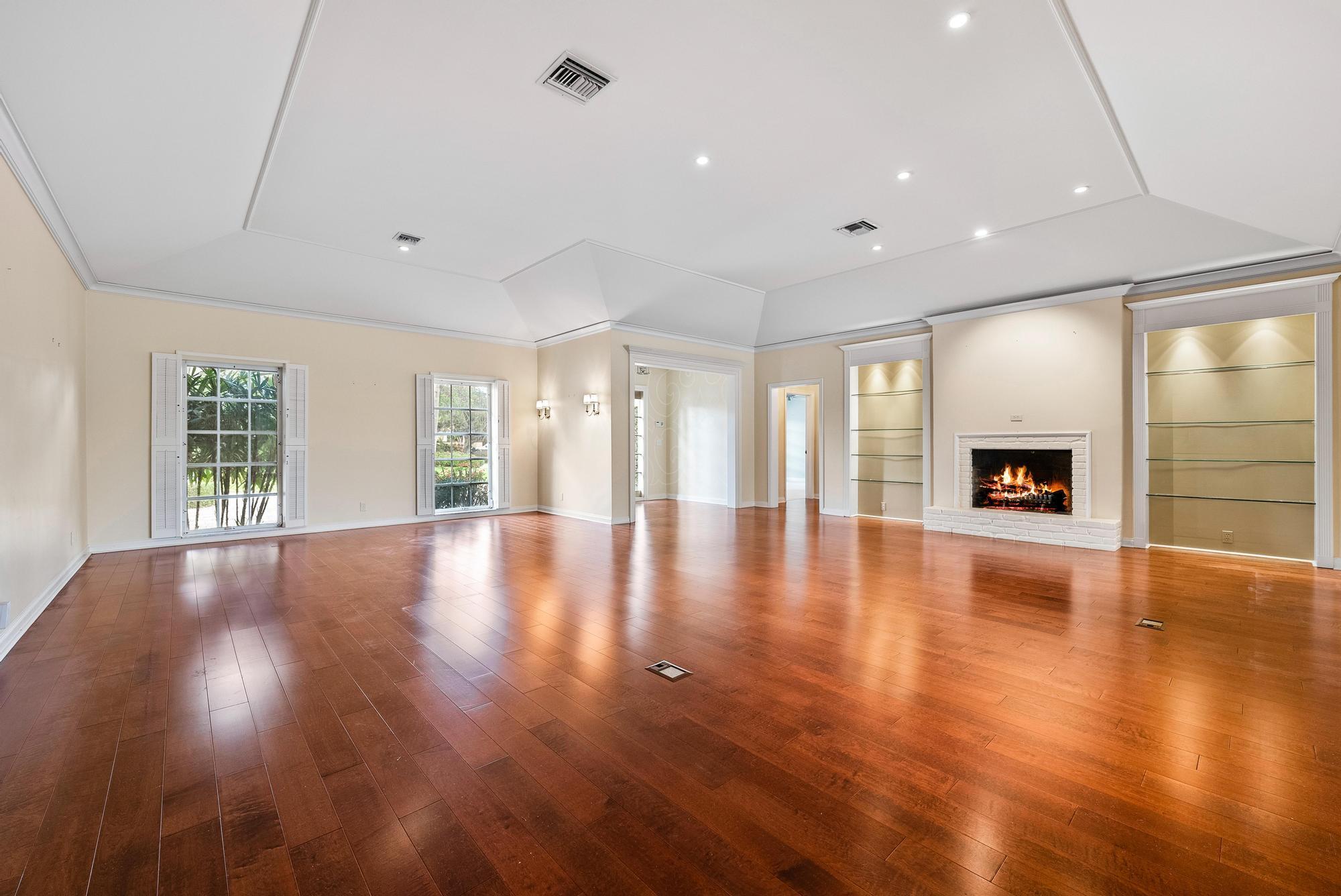 Lost Tree Village - Residential