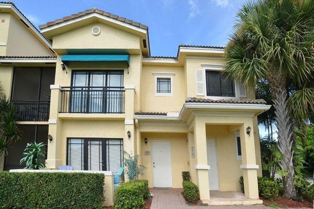 Photo of 2805 Veronia Drive #109, Palm Beach Gardens, FL 33410 (MLS # R10801499)