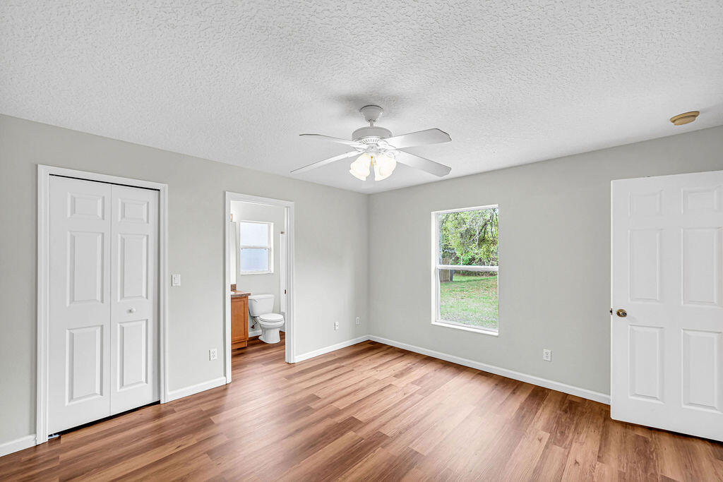 PORT ST LUCIE SECTION 8 - Residential