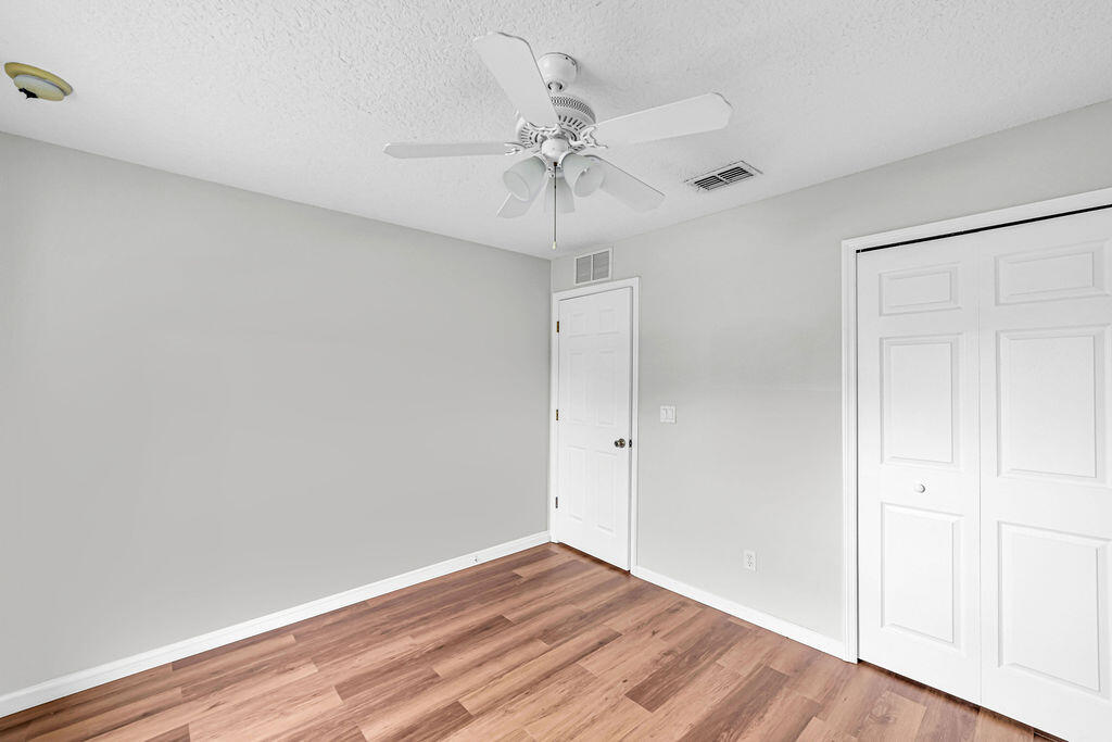 PORT ST LUCIE SECTION 8 - Residential