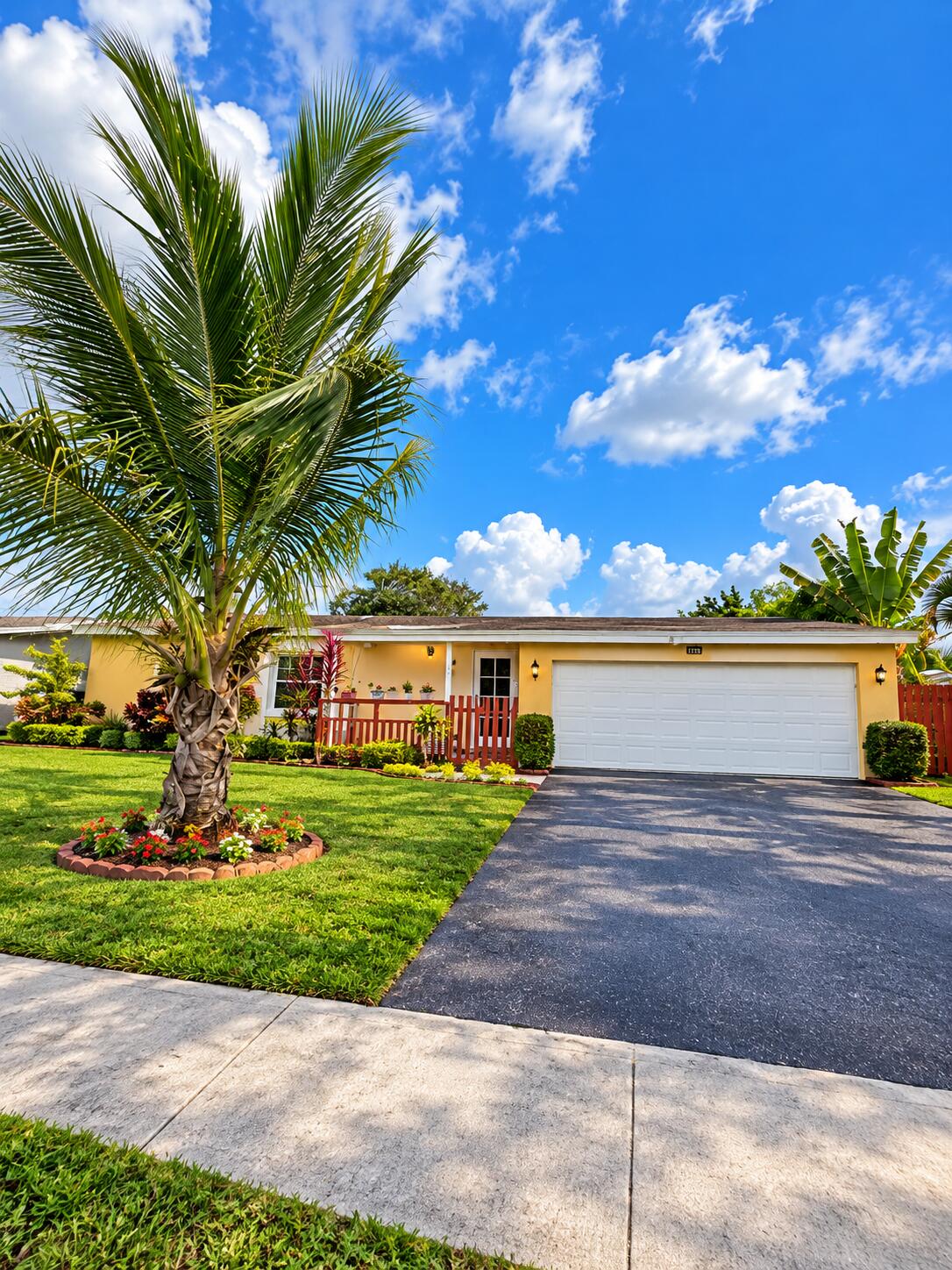 8601 NW 20TH Court