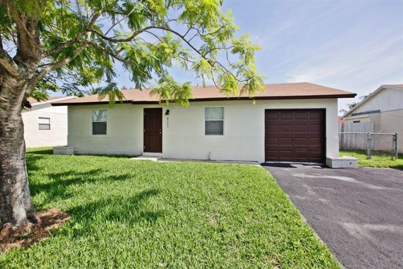 NORTH LAUDERDALE VILLAGE - Residential Lease