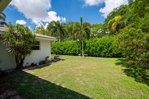 Tiny photo for 3844 NW 82nd Way, Coral Springs, FL 33065 (MLS # B26032924)