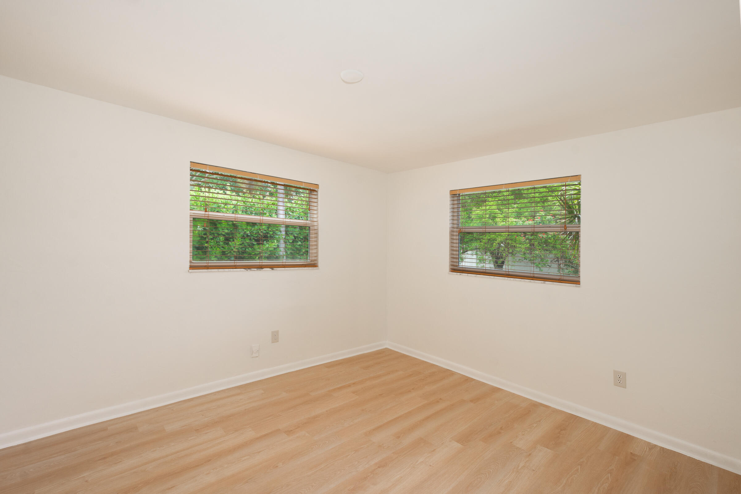 PINE GLEN - Residential