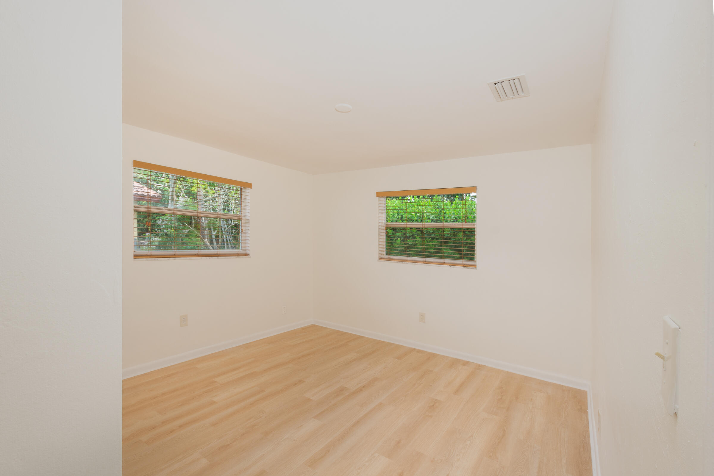 PINE GLEN - Residential