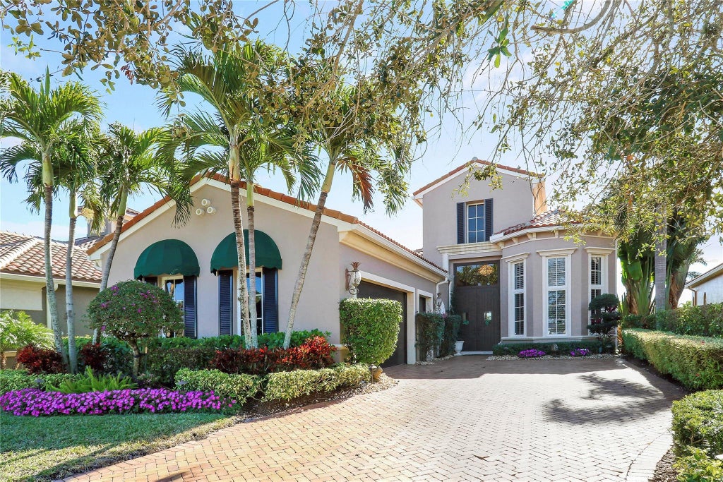 Photo of 132 SE Bella Strano, Port Saint Lucie, FL 34984 (MLS # F10479949)