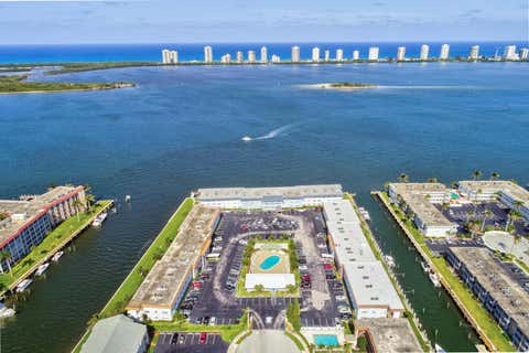 Property photo of 100 Shore Court 307, North Palm Beach, FL 33408