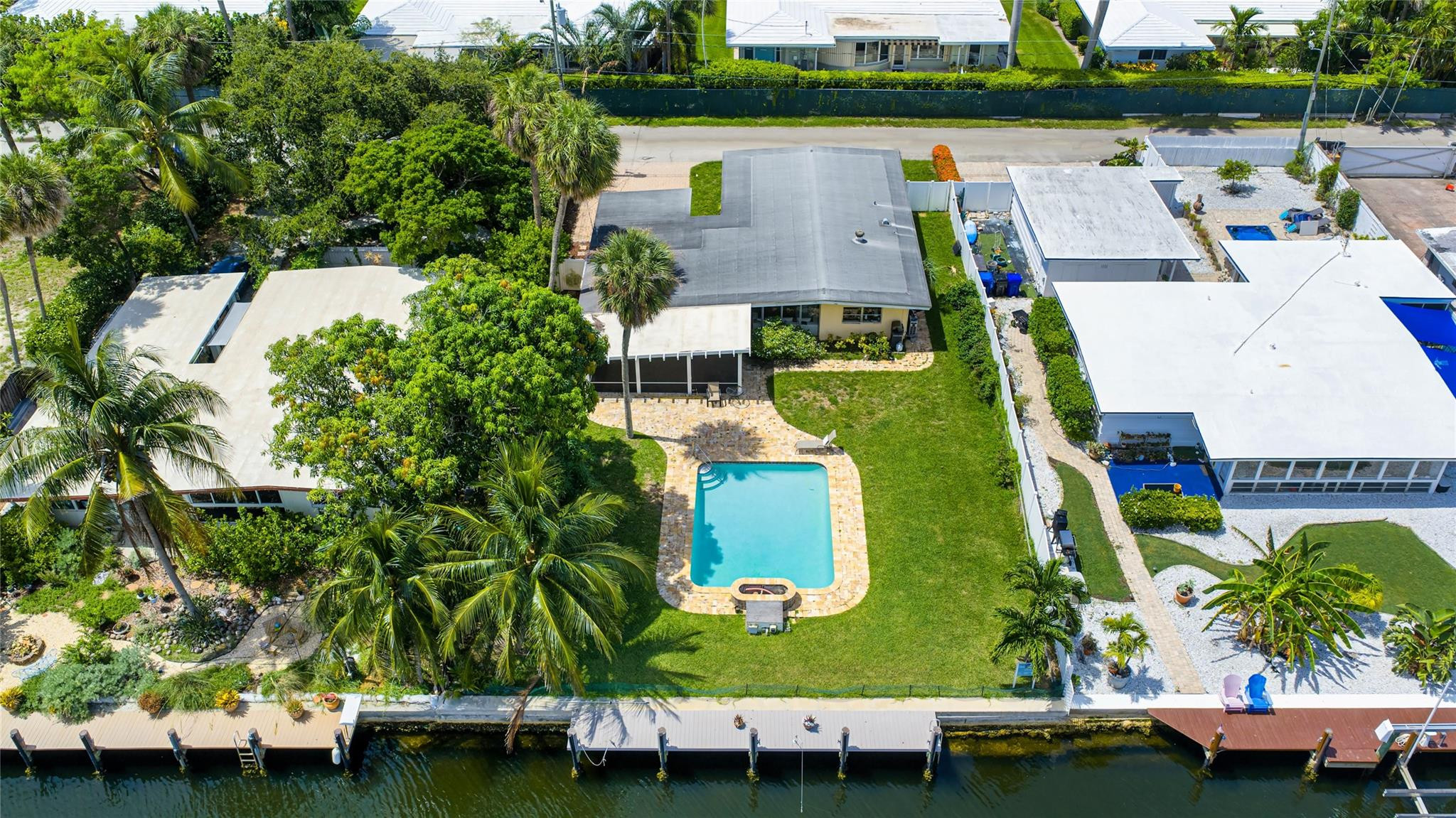 SUNSET LANE - Residential