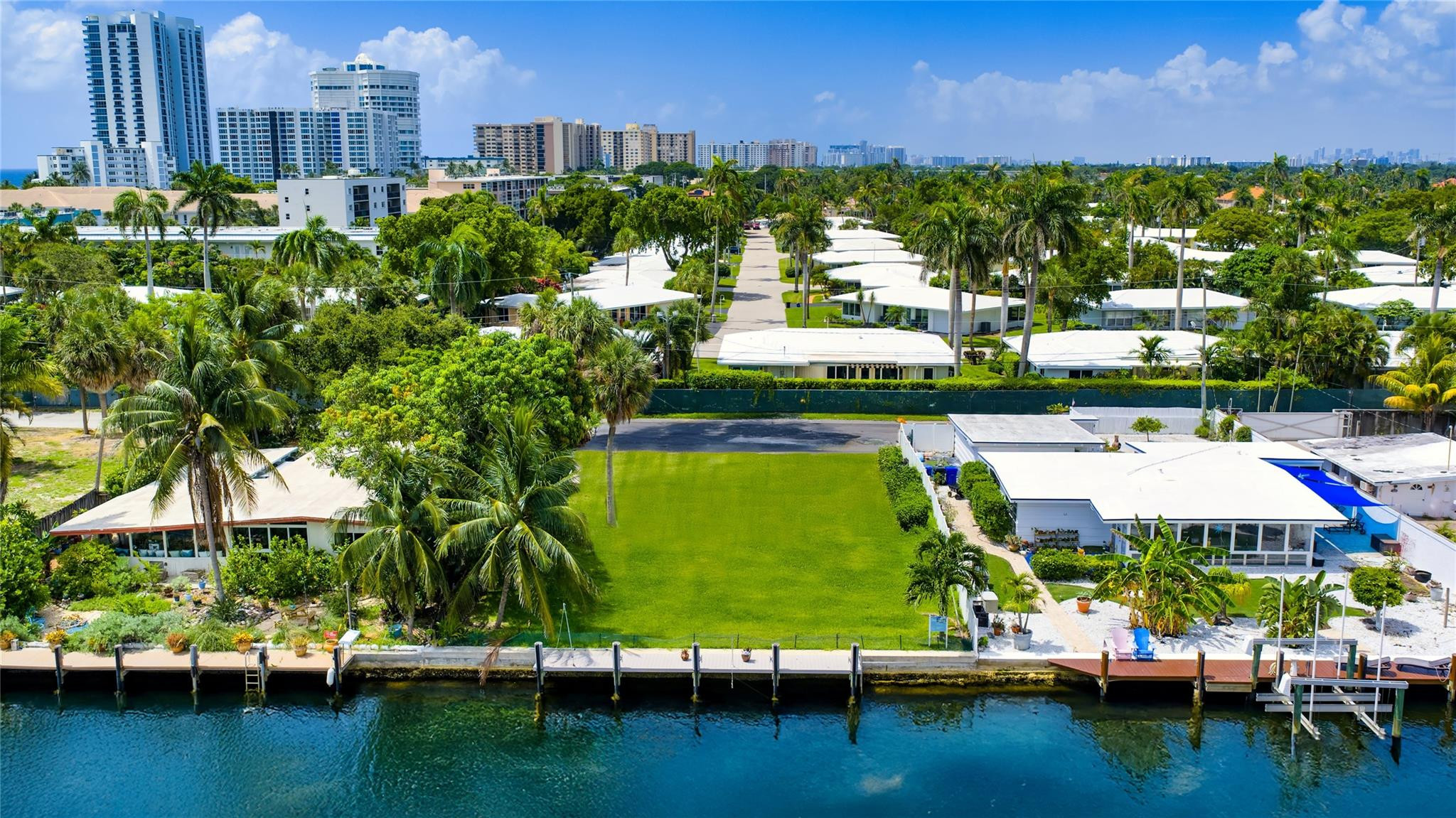 SUNSET LANE - Residential