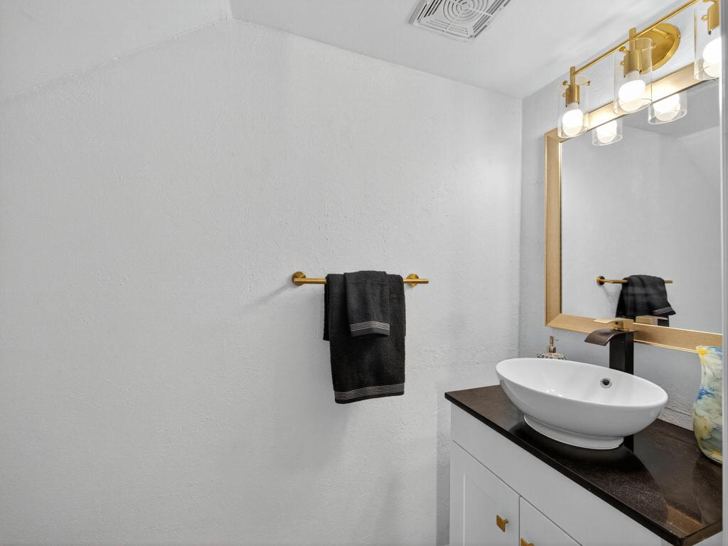 CORAL COVE BEACH SECTION 1 - Residential Income