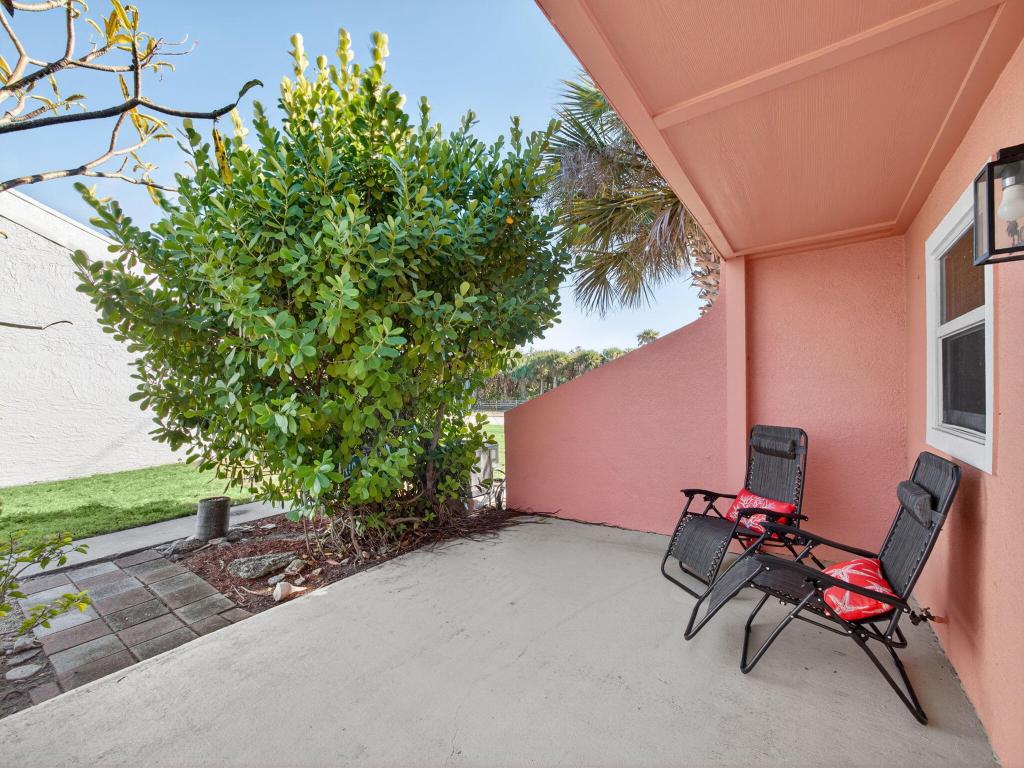 CORAL COVE BEACH SECTION 1 - Residential Income