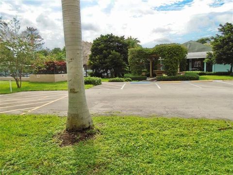 A home in Deerfield Beach