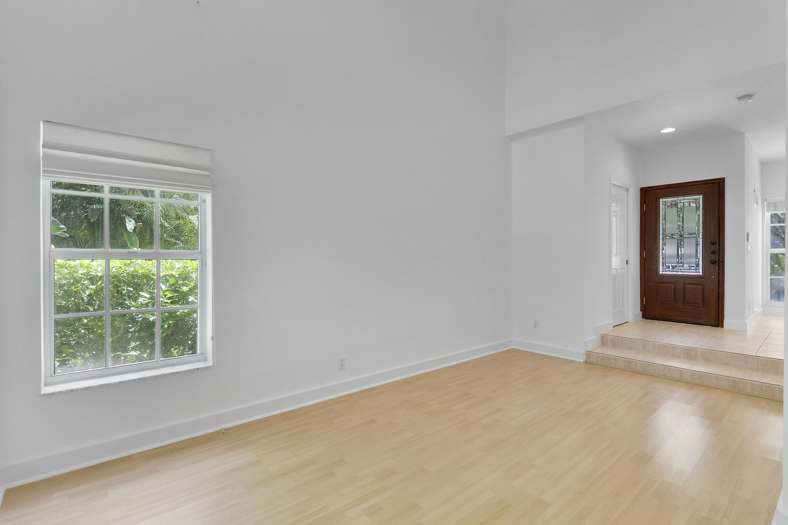 OAK HARBOUR 3 - Residential