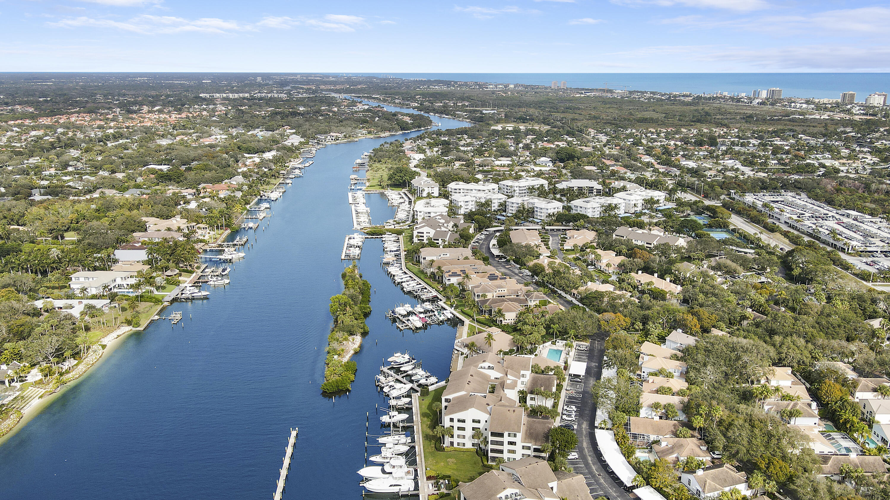 OAK HARBOUR 3 - Residential