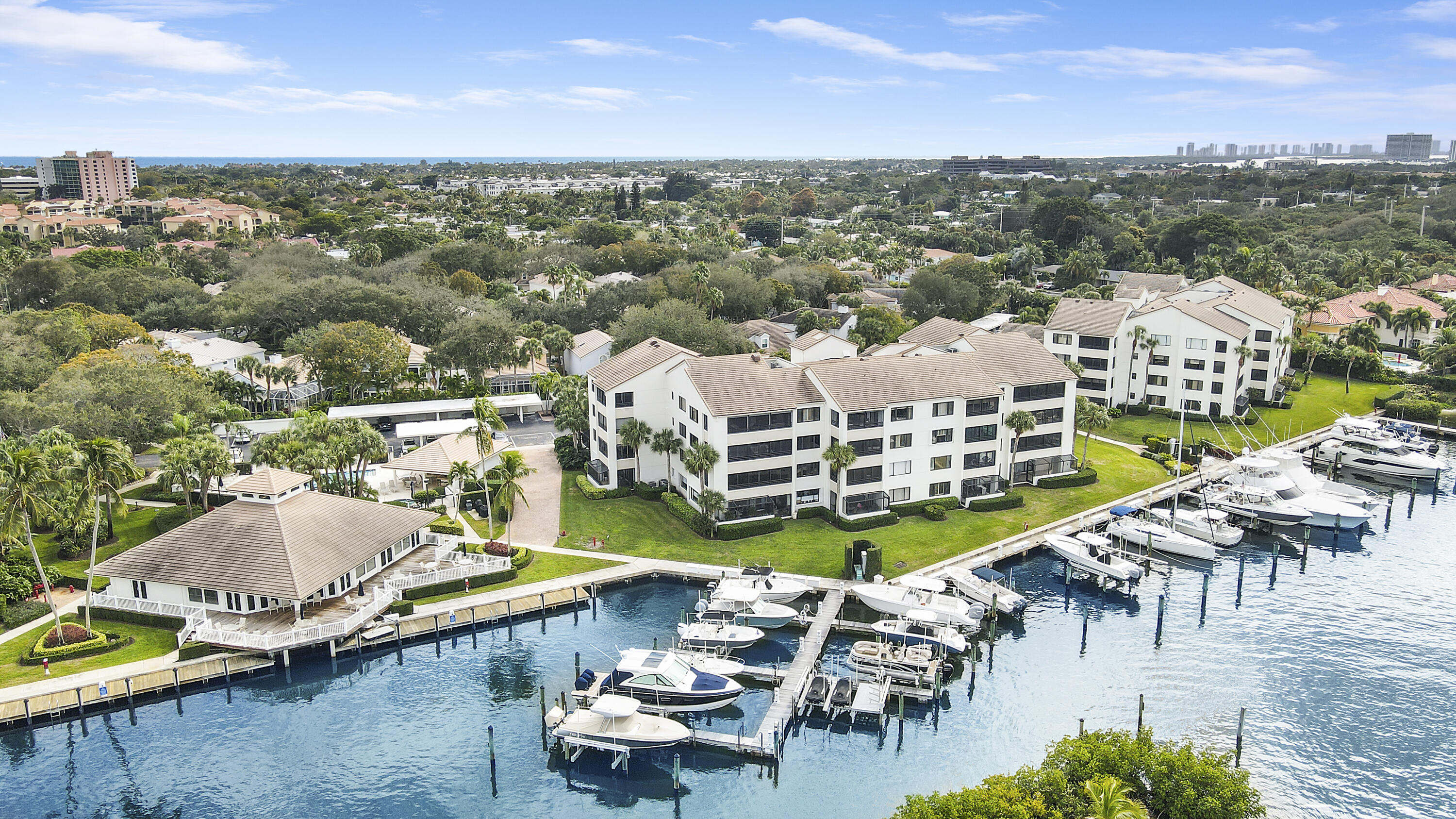 12 Grand Bay Circle