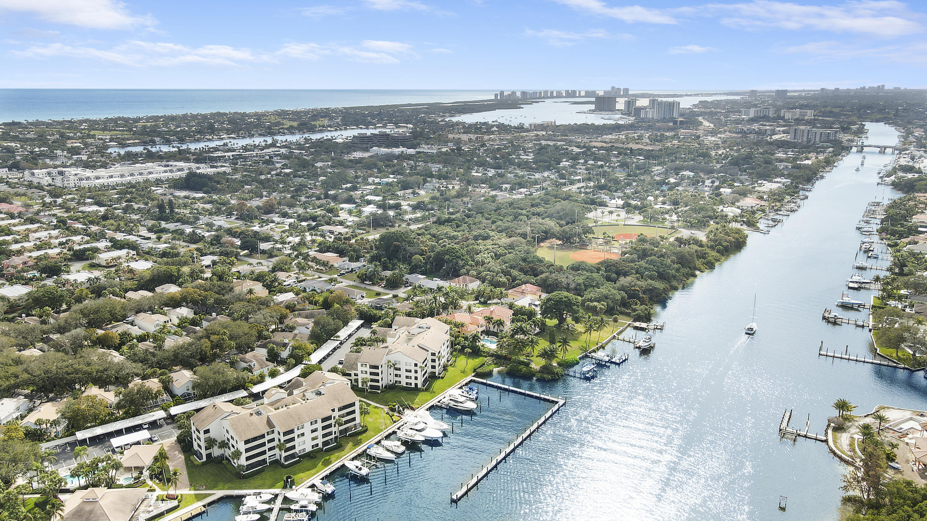 12 Grand Bay Circle