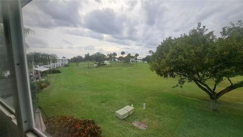 2851 E Golf 202 Pompano Beach FL 33064
