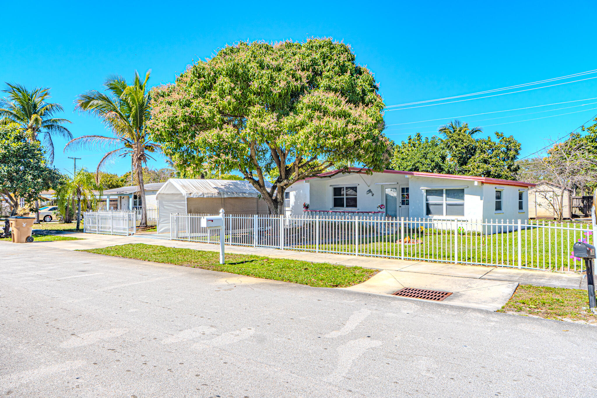 POMPANO BEACH HIGHLANDS - Residential