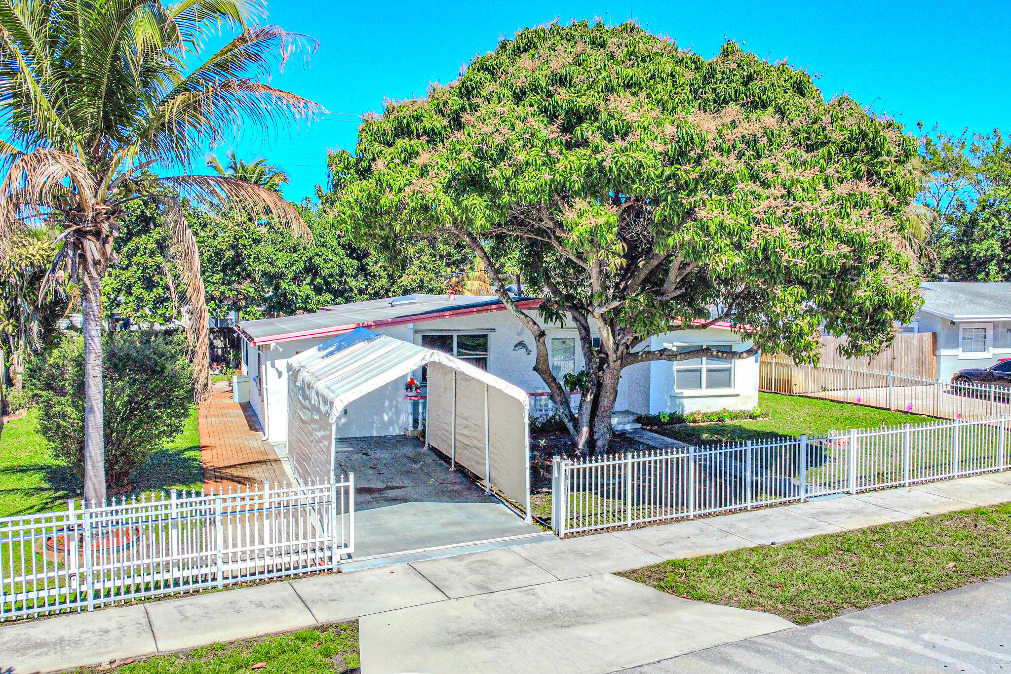 POMPANO BEACH HIGHLANDS - Residential