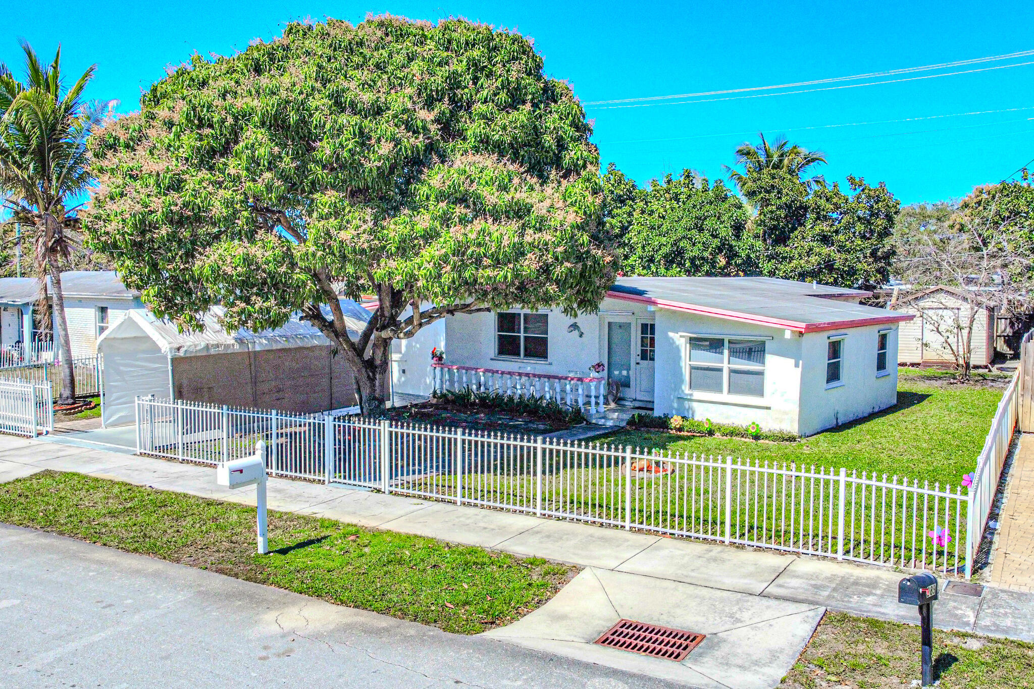 POMPANO BEACH HIGHLANDS - Residential