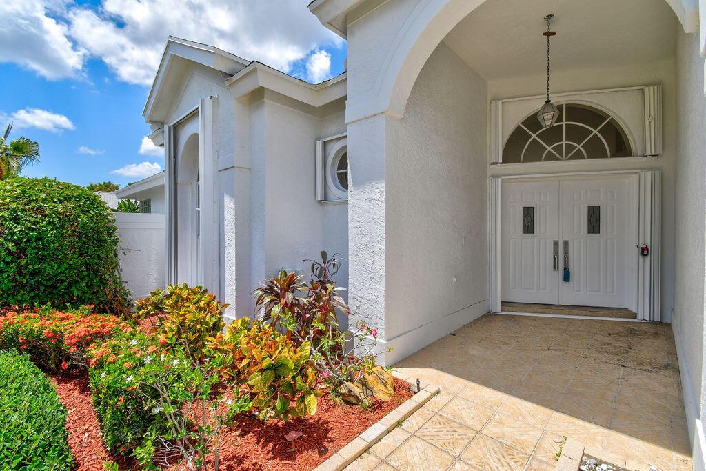 EMERALD FOREST OF WELLINGTON - Residential