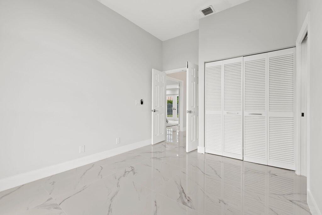 EMERALD FOREST OF WELLINGTON - Residential