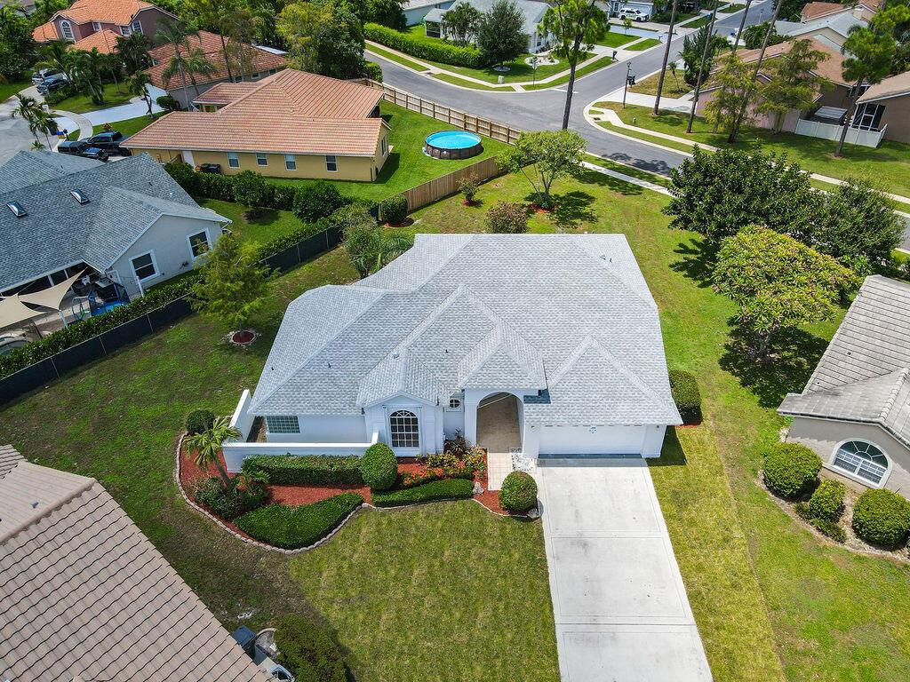 EMERALD FOREST OF WELLINGTON - Residential