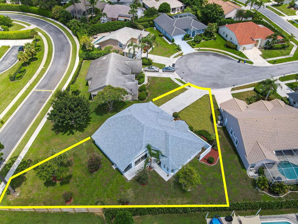 EMERALD FOREST OF WELLINGTON - Residential