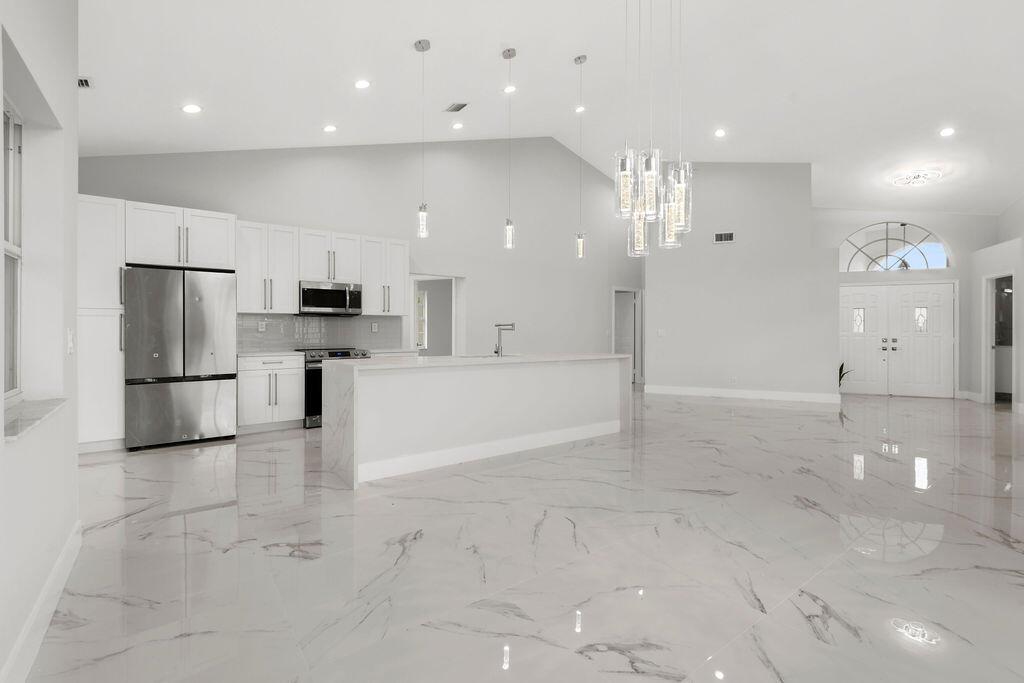 EMERALD FOREST OF WELLINGTON - Residential