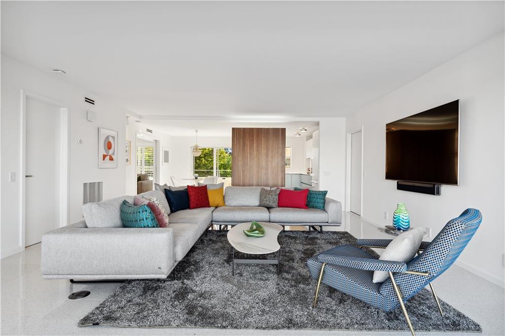 The Versailles - Residential